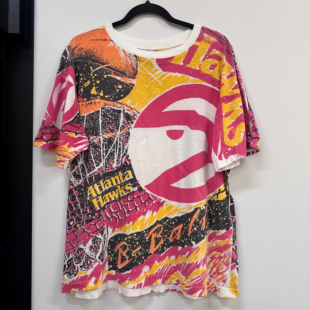 Vintage 90's Magic Johnson T's NBA Atlanta Hawks All Over Print Tee AOP USA